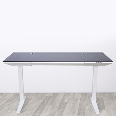 調節可能な高さの電気持ち上がる机のCappelliniのスマートなワーク テーブル