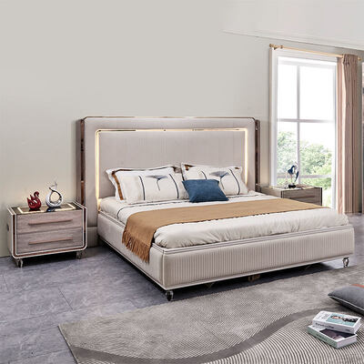 キングサイズ LEDヘッドボード 高級革ベッド ベッドルーム セット 木製枠 現代のホームルーム ダブル コンプリート ベッドルーム 家具セット